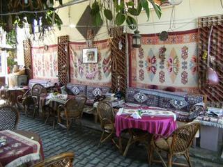 Antonios Frühstückspension Side