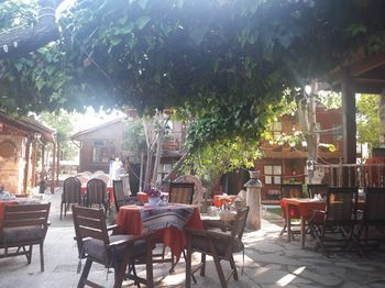 Antonios Frühstückspension Side